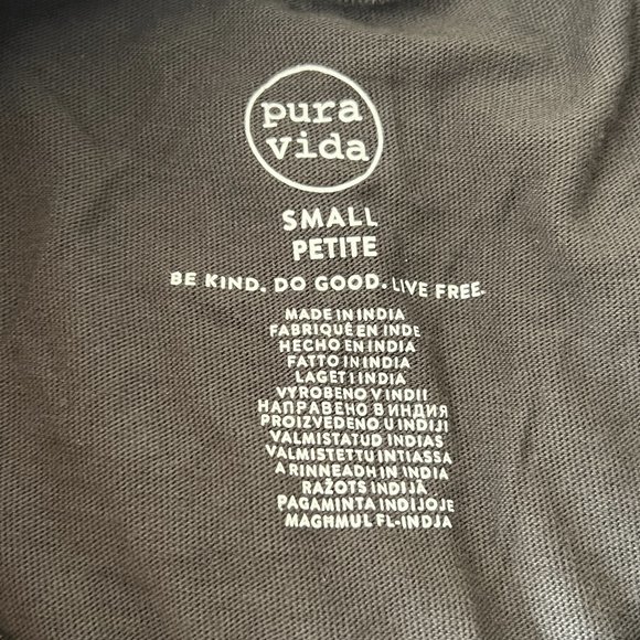 Pura Vida Surf Camp T-shirt Small - Picture 3 of 3